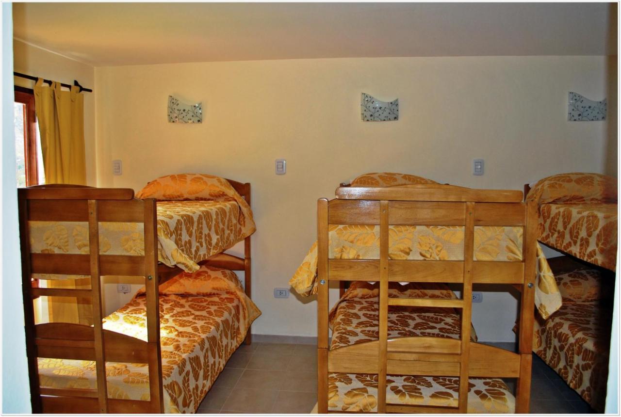 Hostel Pioneros Del Valle El Chaltén Zewnętrze zdjęcie