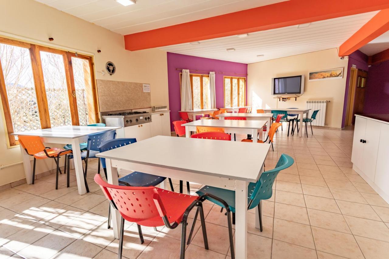 Hostel Pioneros Del Valle El Chaltén Zewnętrze zdjęcie