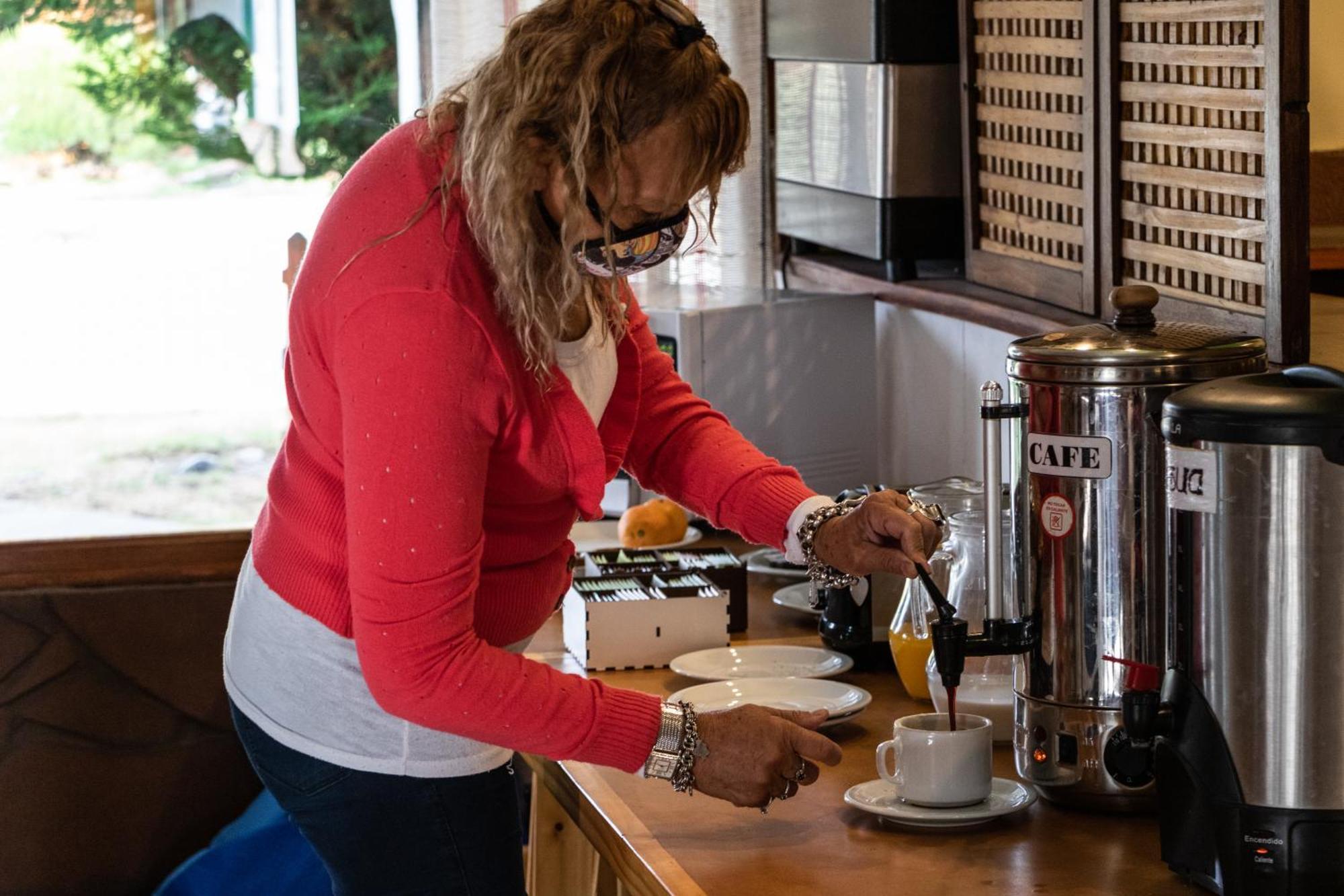 Hostel Pioneros Del Valle El Chaltén Zewnętrze zdjęcie